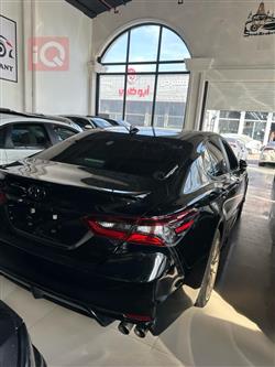 تۆیۆتا کامری